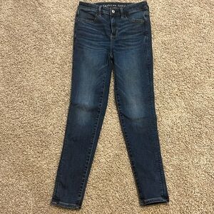 American Eagle High-Rise Skinny Jeans Size 2 Short
